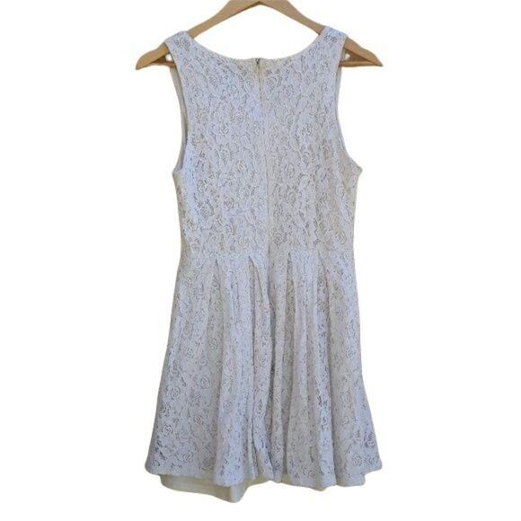 Forever 21 Dress Lace Sleeveless Scoop Neck Mini Gathered Fit & Flare Cream M - Picture 2 of 8